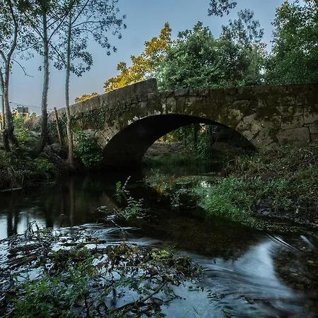 Quinta Do Caminho, Al Κατάλυμα σε φάρμα Valenca