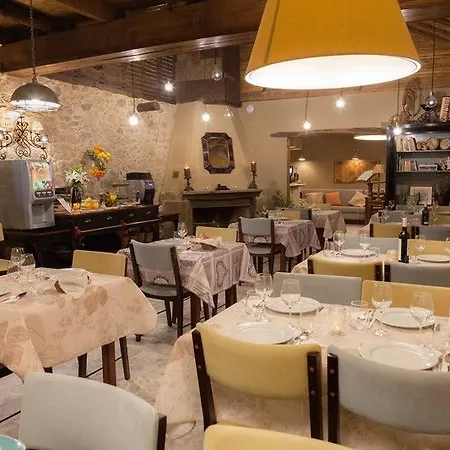 Alloggio per agriturismo Quinta Do Caminho, Al *