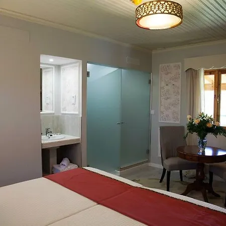 Quinta Do Caminho, Al Feriegård *