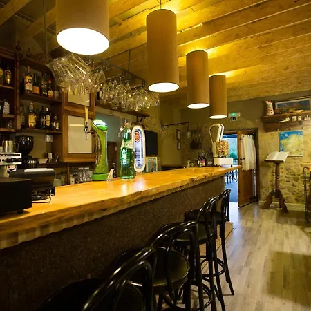 Quinta Do Caminho, Al *