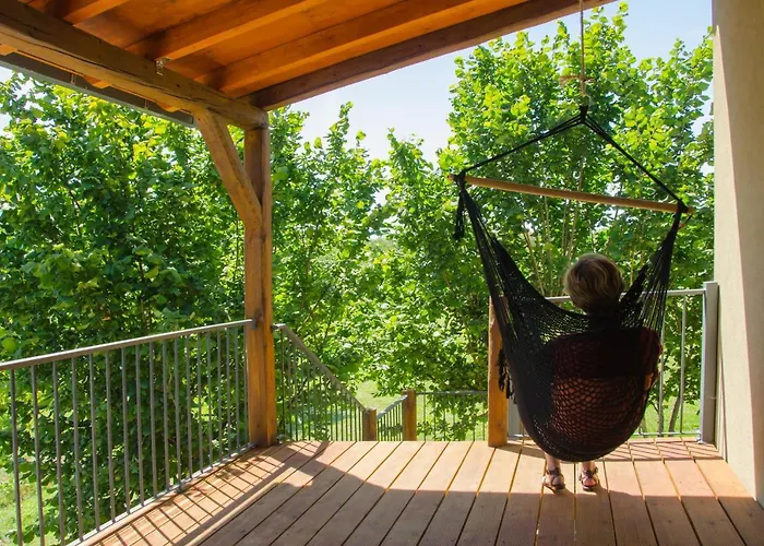 Quinta Do Caminho, Al ヴァレンサ