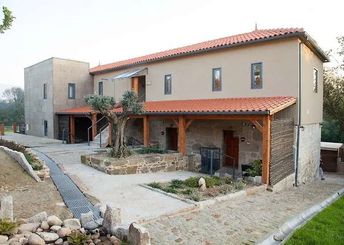 Feriegård Quinta Do Caminho, Al *